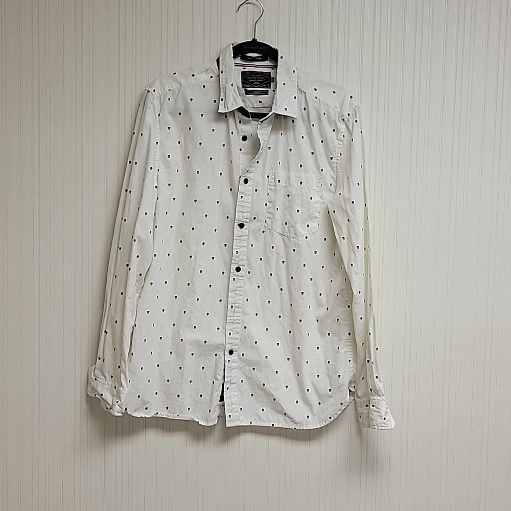 On the Road men's skull button up sz large